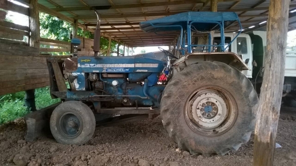 ขายรถไถ FORD 6600 T5 อุปกรณ์มีผานดันหน้า ผาน 3 และผาน 7 เอกสารเล่มทะเบียนครบ ราคาคุยกันได้ครับ ขายรถไถ FORD 6600 T5 อุปกรณ์มีผานดันหน้า ผาน 3 และผาน 7 เอกสารเล่มทะเบียนครบ ราคาคุยกันได้ครับ