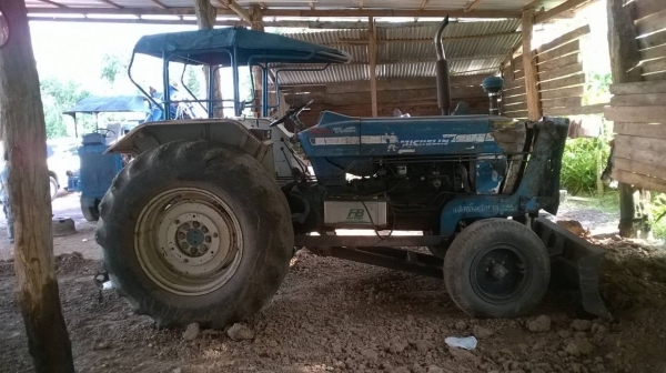 ขายรถไถ FORD 6600 T5 อุปกรณ์มีผานดันหน้า ผาน 3 และผาน 7 เอกสารเล่มทะเบียนครบ ราคาคุยกันได้ครับ ขายรถไถ FORD 6600 T5 อุปกรณ์มีผานดันหน้า ผาน 3 และผาน 7 เอกสารเล่มทะเบียนครบ ราคาคุยกันได้ครับ