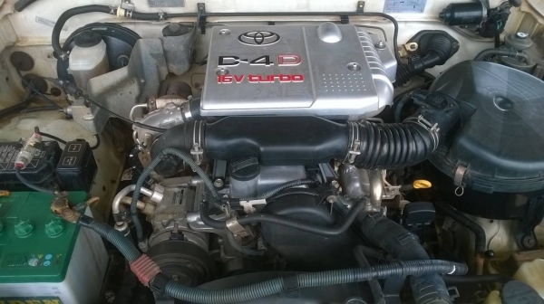 ขาย TOYOTA D4D 2.5 ปี 2004/2547 เครื่องดีมาก คัสซีสวย แอร์เย็น หน้าเดิม สีบาง ทะเบียนพร้อมครับ
