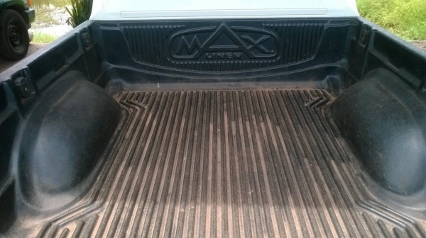 ขาย TOYOTA D4D 2.5 ปี 2004/2547 เครื่องดีมาก คัสซีสวย แอร์เย็น หน้าเดิม สีบาง ทะเบียนพร้อมครับ