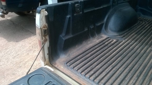 ขาย TOYOTA D4D 2.5 ปี 2004/2547 เครื่องดีมาก คัสซีสวย แอร์เย็น หน้าเดิม สีบาง ทะเบียนพร้อมครับ