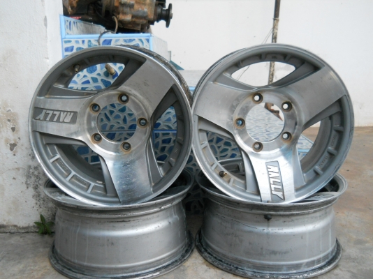 แม็กซ์ Enkei Rally 15"x7" 5รู 139.7 ใส่คาริเบียน