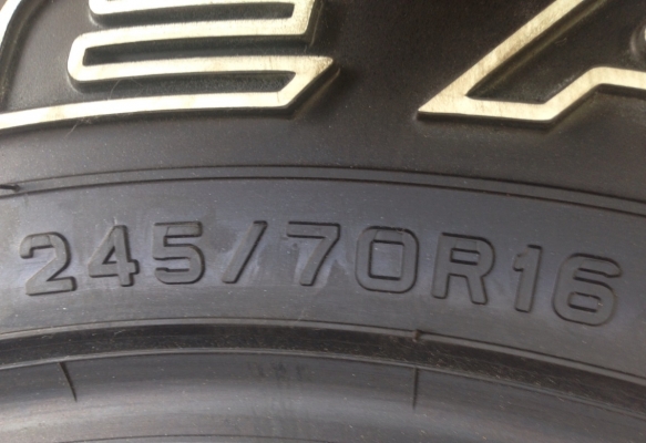 ยาง FALKEN WILDPEAK 245 70 16 ปี15 เส้นล่ะ 3,000. ราคาคุ้มสุดๆ ยาง FALKEN WILDPEAK 245 70 16 ปี15 เส้นล่ะ 3,000. ราคาคุ้มสุดๆ