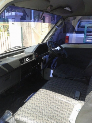 ขายรถตู้ L300 สวยๆๆเดิมๆๆ 77000