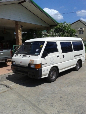 ขายรถตู้ L300 สวยๆๆเดิมๆๆ 77000