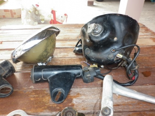 ต้องการขายอะไหล่รถ BMW  R75/6