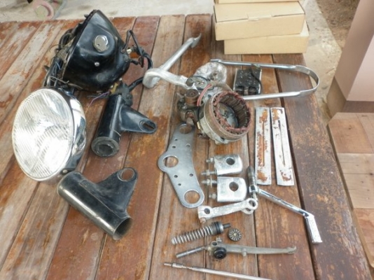 ต้องการขายอะไหล่รถ BMW  R75/6