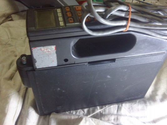 มือถือ รุ่นกระเป๋าหิ้ว