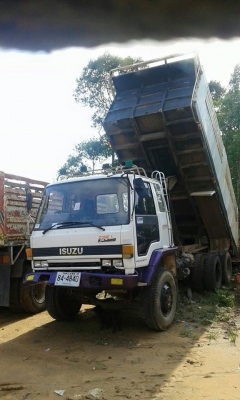 ขายดั้ม2เพลา ร็อกกี้175แรง เครื่องดี แคชซีสวยFVZ32 พ.เพาเวอร์ เบรกทิฟฟี่ ภายในสวย สภาพพร้อมใช้งาน เอกสารพร้อมโอน สนใจโทร 090-8588220คุณนะ 093-3258446คุณบิว ID:narong498 หรือเข้าดูสินค้าอื่นๆได้ที่ www.truck.in.th/498 หรือเพจFacebook ณรงค์ ซื้อขายรถมือสอง