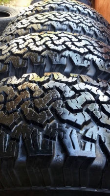 ยาง bf all 265/70/16 ปลายปี 11 สวยๆครับ