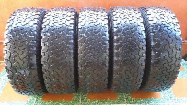 ยาง bf all 31 x 10.5 r15 สวยๆ 5 เส้นครับ