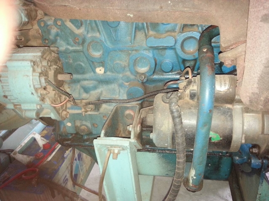 ขายเครื่องปั่นไฟ ซื้อมาไม่ได้ใช้ เครื่องนิสสัน ได10kva ยี่ห้อตามรุป ขาย39,000-0895725533