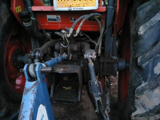 ต้องการขายรถแทรคเตอร์คูโบต้ารุ่น  M 7040