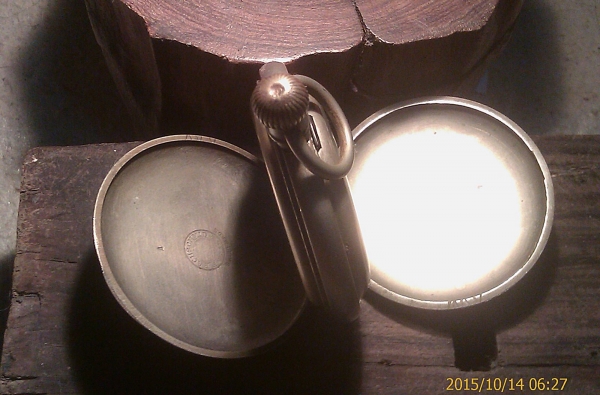 นาฬิกา พกตลับแป้งไขลาน โบราณ F Bachschmid