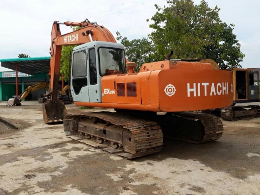 รถแบคโฮ HITACHI EX200-1 ราคา 650,000 บาท.