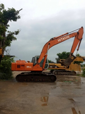 รถแบคโฮ HITACHI EX200-1 ราคา 650,000 บาท.