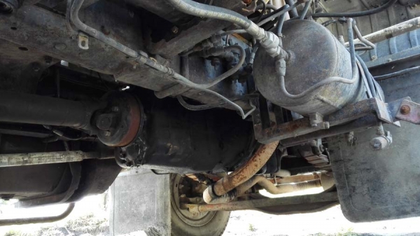 รถบรรทุกน้ำมัน/ Hino KT925 เครื่อง HO7C เทอโบ เพลาเดียวบรรทุก 150,000 ลิตร