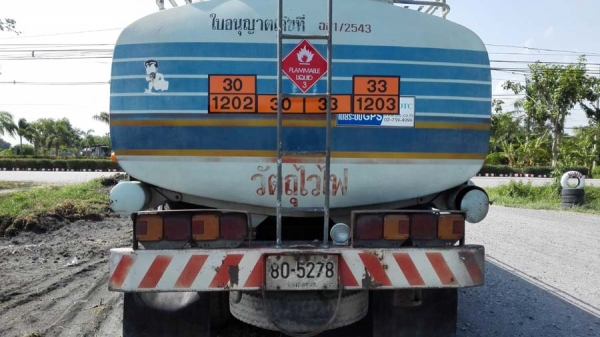 รถบรรทุกน้ำมัน/ Hino KT925 เครื่อง HO7C เทอโบ เพลาเดียวบรรทุก 150,000 ลิตร