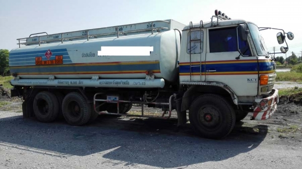 รถบรรทุกน้ำมัน/ Hino KT925 เครื่อง HO7C เทอโบ เพลาเดียวบรรทุก 150,000 ลิตร