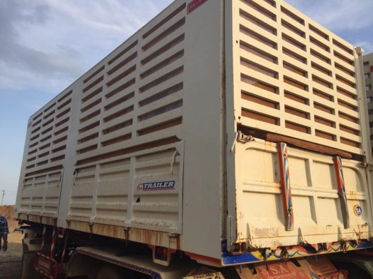 22 ล้อ แม่-ลูก 380 แรง ปี 2554 ยางสวย ไมล์แค่ 1.5 แสน รถมี 3 ชุดเลือกได้