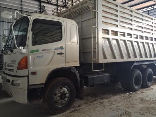 22 ล้อ แม่-ลูก 380 แรง ปี 2554 ยางสวย ไมล์แค่ 1.5 แสน รถมี 3 ชุดเลือกได้