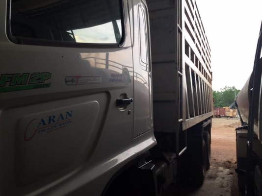 22 ล้อ แม่-ลูก 380 แรง ปี 2554 ยางสวย ไมล์แค่ 1.5 แสน รถมี 3 ชุดเลือกได้