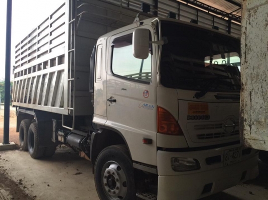 22 ล้อ แม่-ลูก 380 แรง ปี 2554 ยางสวย ไมล์แค่ 1.5 แสน รถมี 3 ชุดเลือกได้