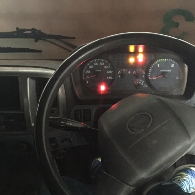 22 ล้อ แม่-ลูก 380 แรง ปี 2554 ยางสวย ไมล์แค่ 1.5 แสน รถมี 3 ชุดเลือกได้