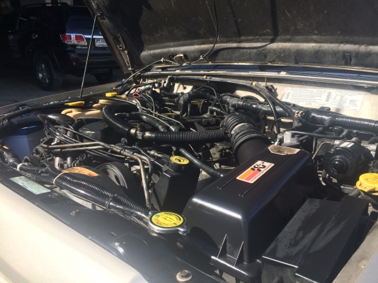 JEEP คานแข็งยกสูง สภาพป้ายแดง JEEP คานแข็งยกสูง สภาพป้ายแดง