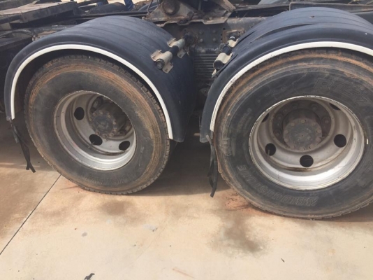 10 ล้อหัวลาก 2 เพลา 320 แรง SS2VJB-10867 เครื่อง P11C รถสภาพดี สวยดี เก็บงานนิดๆก็สวย