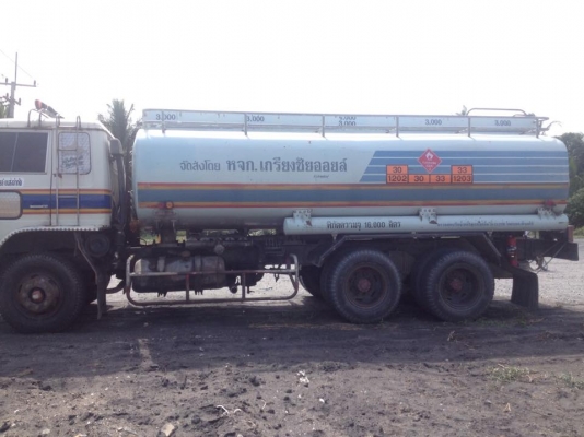 สิบล้อทุกน้ำมัน เพลาเดียว HINO KT925 ขายตามสภาพ 550000 สิบล้อทุกน้ำมัน เพลาเดียว HINO KT925 ขายตามสภาพ 550000