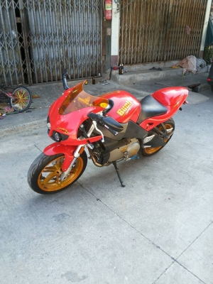 ตัดใจขายคับ buell xb12r สรรพสามิต แท้ๆ  เครื่องชัวส์ๆคับ สีเดิมโรงงาน ท่อลั่นๆ ขับสนุกคับ  ขอขาย 175000 คับ