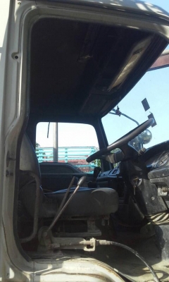 18 ล้อแม่ลูกดั้ม ยูโร ปี2543 เครื่องดี คัสซีสวย สภาพรถสีสรรไม่ค่อยสวย ต้องเก็บ