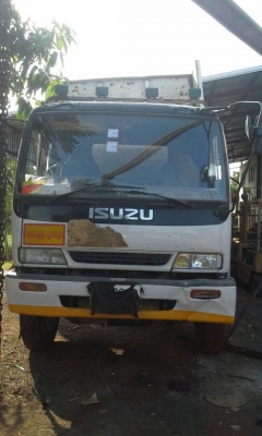 18 ล้อแม่ลูกดั้ม ยูโร ปี2543 เครื่องดี คัสซีสวย สภาพรถสีสรรไม่ค่อยสวย ต้องเก็บ