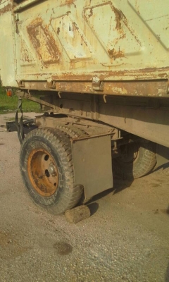 18 ล้อแม่ลูกดั้ม ยูโร ปี2543 เครื่องดี คัสซีสวย สภาพรถสีสรรไม่ค่อยสวย ต้องเก็บ