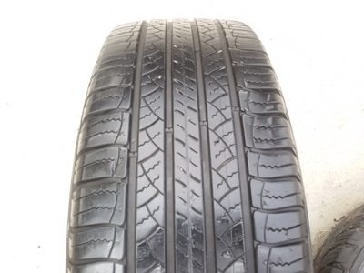ขายยาง225/65/17 ปี 0713  MICHERLIN LATITUDE  2 เส้น