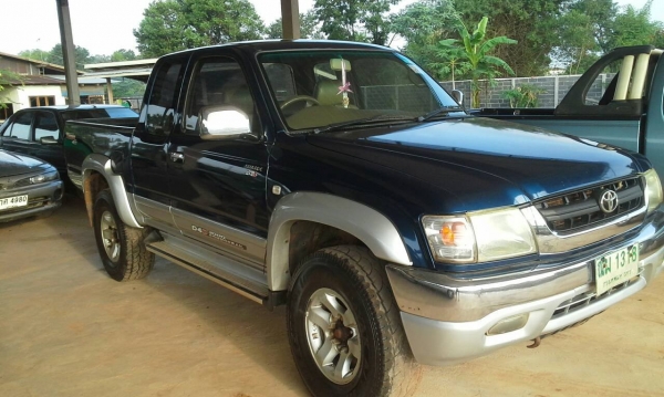 TOYOTA TIGER 3.0 D4D โฟวีลแท้ ปี47 รถสวยพอใช้ เครื่องเดิม คานหน้าเดิม กระโปรงเดิม