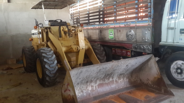 รถตัก Komatsu 515