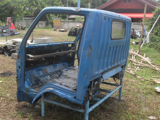 โครงหัวเก๋ง มิตซู แคนเตอร์ ปี 96-12