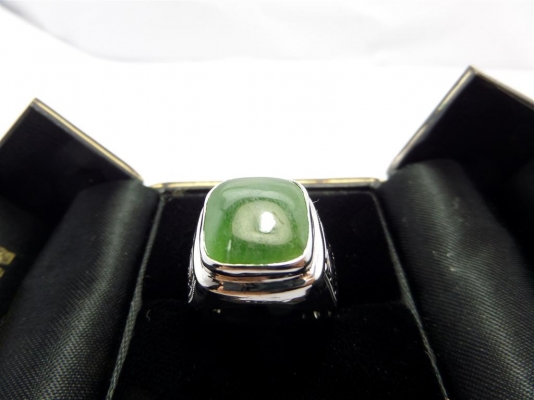 แหวนเงินแท้ 925 พลอยหยก