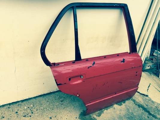 ขาย ประตู หลังขวา(ด้านคนขับ) BMW E30