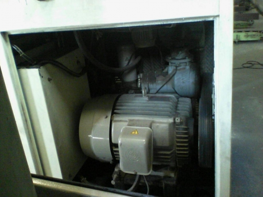 ขายปั๊มลมโรตารี่สกรู  FU SHENG SAS350AII ( มี 2 ตัว ราคาตัวละ 100000 บาท ) ราคาต่อรองได้