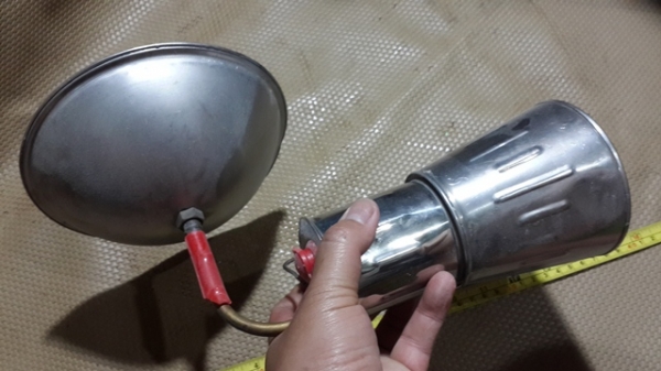 ตะเกียงแก๊ส ตัวใหญ่ ตัวนี้สมบูรณ์ที่สุด ตะเกียงแก๊ส ตัวใหญ่ ตัวนี้สมบูรณ์ที่สุด