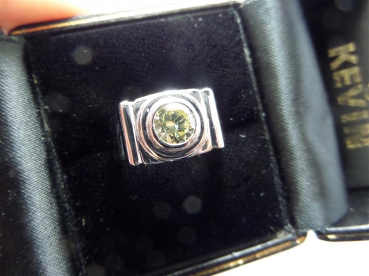 แหวนเงินแท้ 925 เพชรสีน้ำมันก๊าด