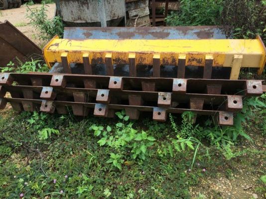 ขายรถบด DYNAPAC CA251D 2 เพลา 2 เปลือก เอกสารเล่มทะเบียน ราคา 1000000