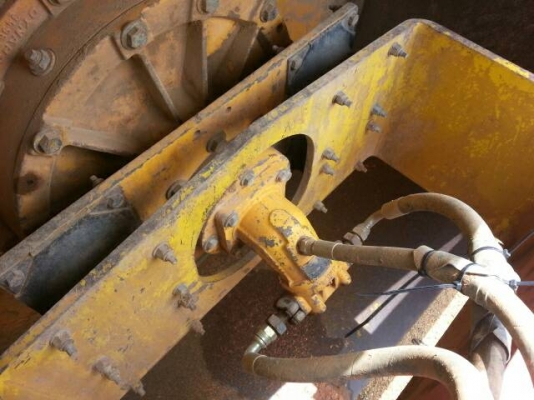 ขายรถบด DYNAPAC CA251D 2 เพลา 2 เปลือก เอกสารเล่มทะเบียน ราคา 1000000