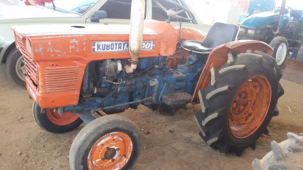 ขายครับรถไถคูโบต้า 22แรงเพลาเดียว ราคา38000บาท  รถอยู่ วังบัว อ คลองขลุง จ กำแพงเพชรสนใจโทร 0813655997 อำพรพาเจริญราคาคุยกันได้อีกนะครัย