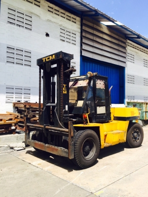 ขายรถยกโฟร์คลิฟท์ 15ตันยี่ห้อ TCM ขายรถยกโฟร์คลิฟท์ 15ตันยี่ห้อ TCM