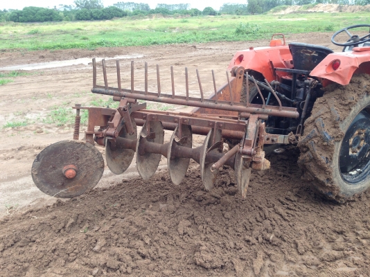 ขายรถไถKUBOTA L2002DT (ราคา 75,000 บาท)มีภาพวีดีโอ เครื่องดี สภาพพร้อมใช้งาน ยางสภาพ80\% พร้อมอูปกรณ ขายรถไถKUBOTA L2002DT (ราคา 75,000 บาท)มีภาพวีดีโอ เครื่องดี สภาพพร้อมใช้งาน ยางสภาพ80\% พร้อมอูปกรณ