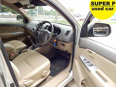 TOYOTA HILUX VIGO CHAMP 4DR (E) 2.7 VVT-I MT 2014